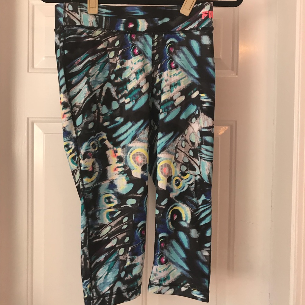 workout leggings with cool pattern